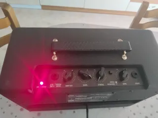 Amplificador VOX con altavoz Celestion