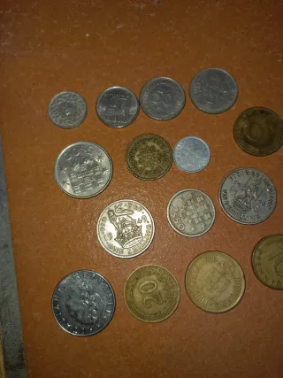 Monedas antiguas de varios países