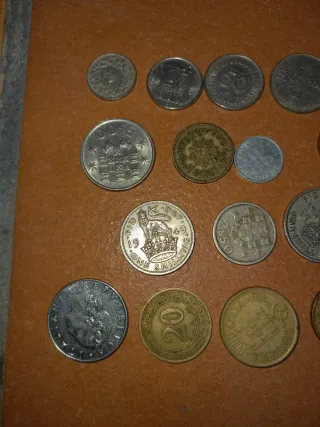 Monedas antiguas de varios países
