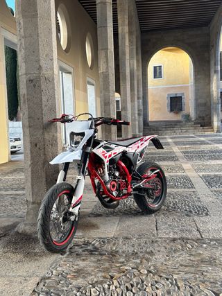 Plásticos Beta RR Blancos