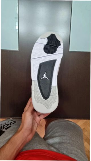 Air Jordan 4 Retro Military Black Talla 42