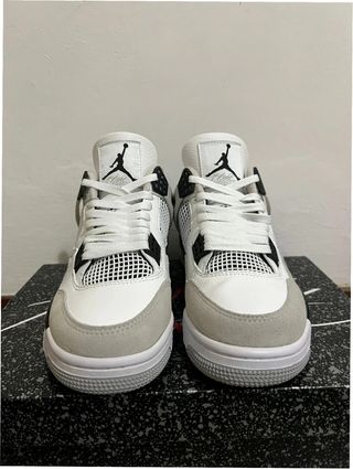Air Jordan 4 Retro Military Black Talla 42