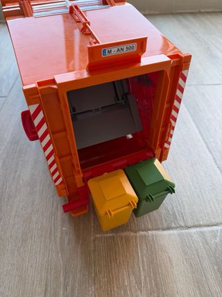 Camión Basura MAN Bruder Naranja