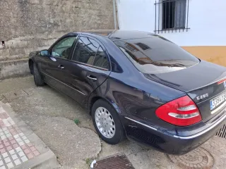 Mercedes-Benz Clase E 2005