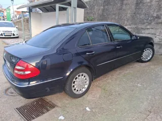 Mercedes-Benz Clase E 2005