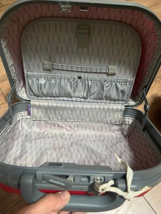 Neceser de viaje Jasten rojo