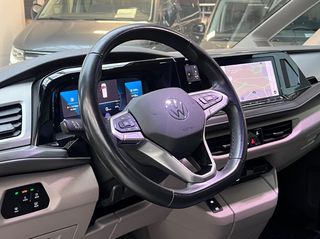 Volkswagen T7 Multivan 2023 DSG 6 plazas Navi LED