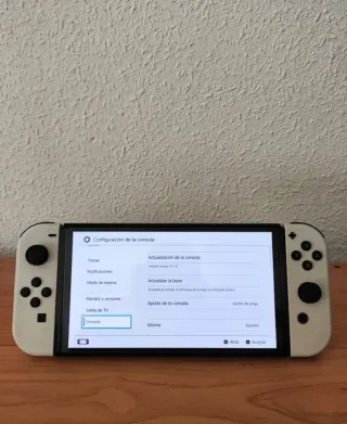 Nintendo Switch OLED  + funda. PERFECTO ESTADO