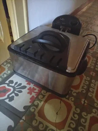 Freidora Eléctrica funciona bien