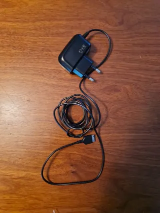 Samsung Vintage Rojo GT-E1190 + cargador
