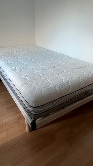 Cama articulada 105 cm (colchón incluido)