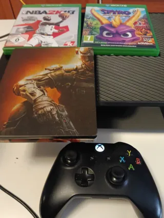 Xbox One Mando + 3 Juegos + Fuente alimentación