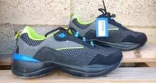 Zapatillas TAMS Negras y Verdes Talla 37