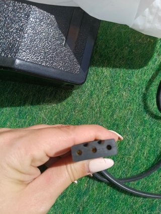 Pedal para máquina de coser