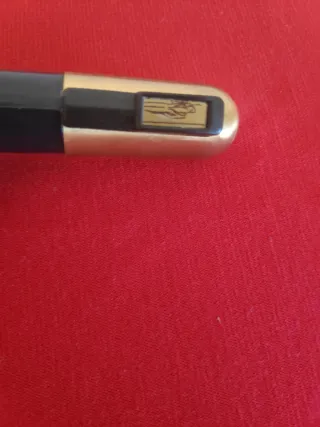 Encendedor Vintage Art Déco Dorado y Negro