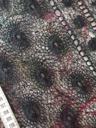 Mantilla antigua 100 años  negra encaje 1,85cmx55c