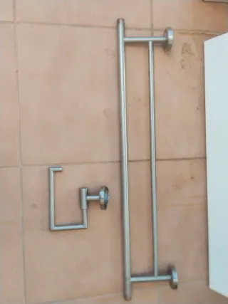 Accesorios de baño de metal