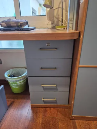 URGE VENTA ! Dormitorio juvenil completo