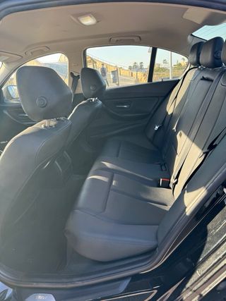 BMW Serie 3 F30 ¡COMO NUEVO!