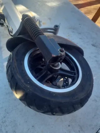 Delantera Patinete Eléctrico