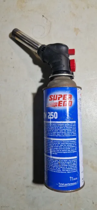 Soplete SUPER EGO con llama azul incluye cartucho