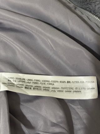 Chaqueta pelo Bershka gris
