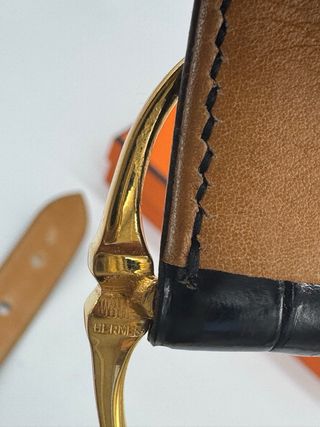 Cinturón Hermes Negro Hebilla Dorada