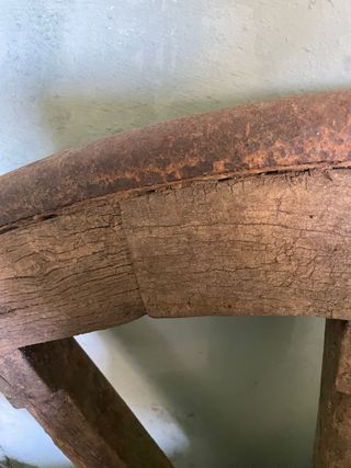 Ruedas de Carro Antiguas de Madera de Olmo