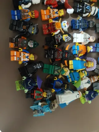 Lote de 40+ Figuras Lego Minifiguras
