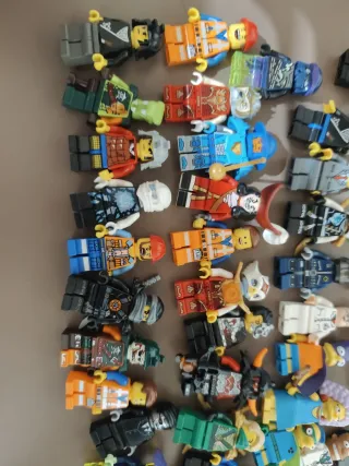 Lote de 40+ Figuras Lego Minifiguras