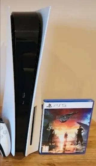 PS5, 825GB/GO, con lector + mando + Final Fantasy