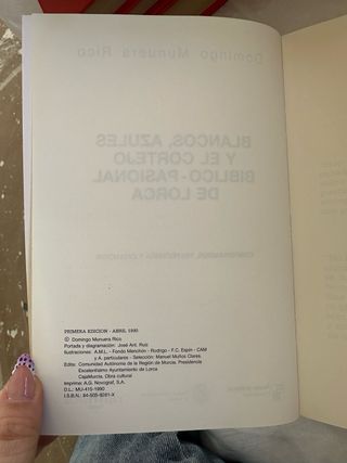 Libro Blancos, Azules y el Cortejo Bíblico