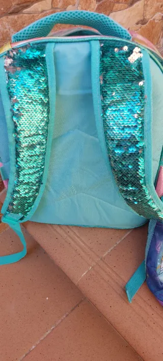 Mochila escolar unicornio lentejuelas mágica