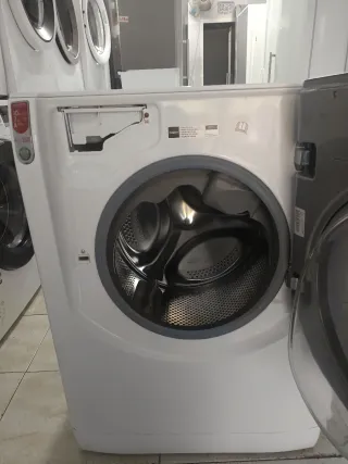 Lavadora y Secadora Hotpoint Aqualtis 10kg