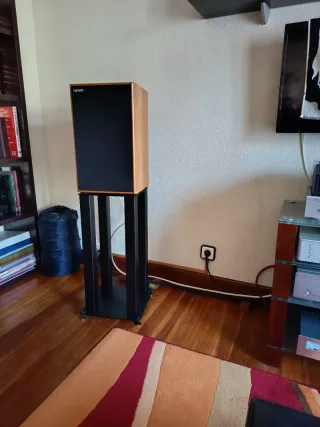 Altavoces Harbeth 30.2 XD +Stands,Custom Desing S