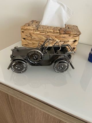 Coches de metal decorativos