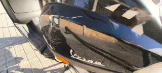 Vespa LX50 Negra Automática