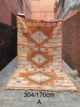 Ampio catalogo di tappeti berberi