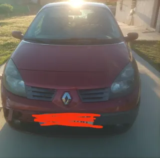 Renault Grand Scenic 2006(ALGO NEGOCIABLE)