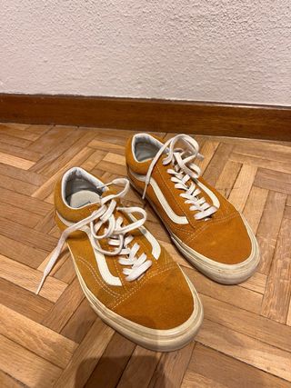 Zapatillas Vans Old Skool color mostaza