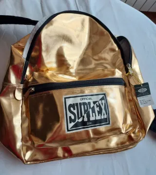 Mochila Suplex Dorada Mujer