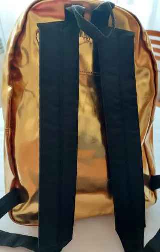 Mochila Suplex Dorada Mujer