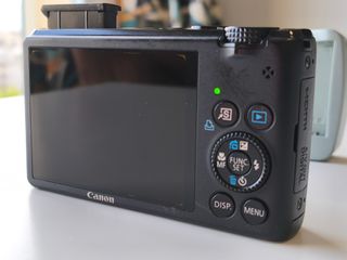 Cámara Canon S95 compacta + Accesorios