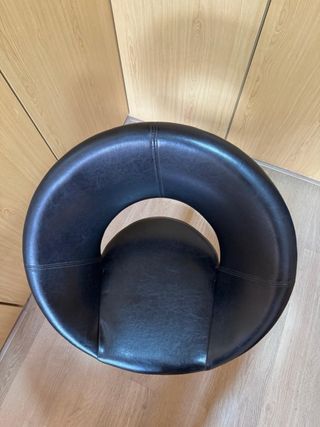 Silla Diseño Piel Negra Moderna.