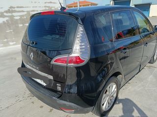 Renault Scenic 2012