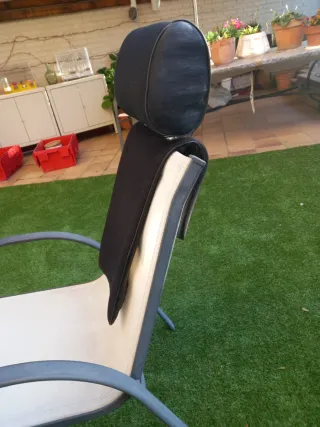 Reposacabezas coche clásico negro