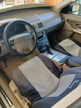 Volvo XC90 2003