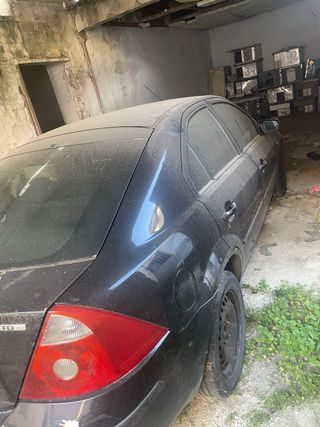 Ford Mondeo Negro