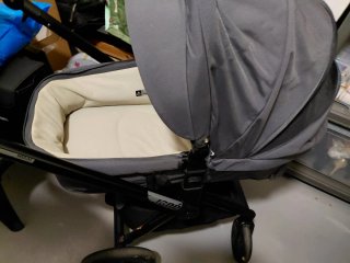 Carrito de bebé Jane gris