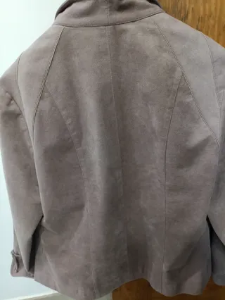 Chaqueta ante beige T.40-42 impecable